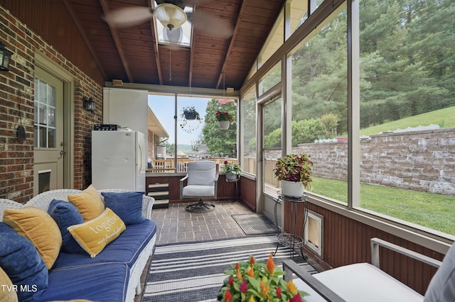 5009 Surrey Dr, Kingsport, TN 37664 - sunroom featuring healthy amount of natural light