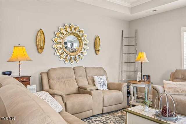 3321 Cottage Green Ct, Kingsport, TN 37664 - living room featuring crown molding