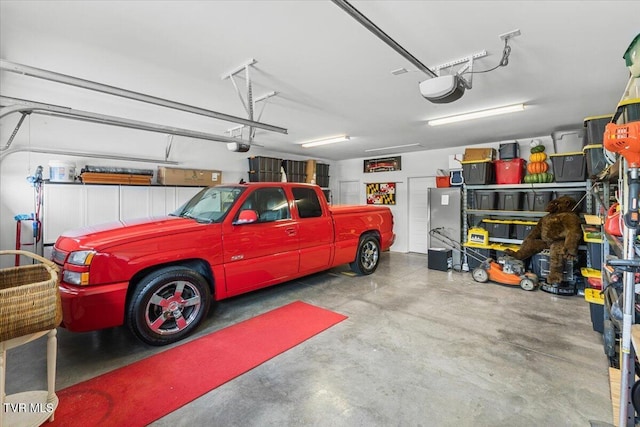 3321 Cottage Green Ct, Kingsport, TN 37664 - garage with a garage door opener