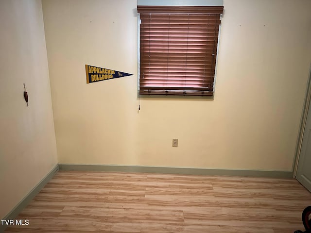 326 Park Ave, Appalachia, VA 24216 - unfurnished room with wood finished floors and baseboards