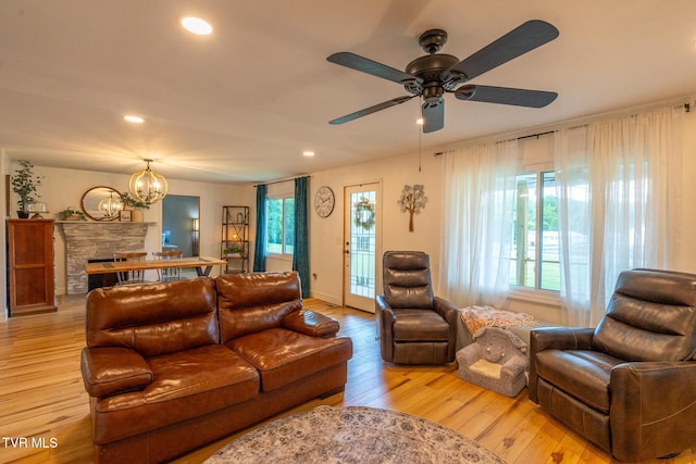 1318 E Lakeview Dr, Johnson City, TN 37601 - living room with light wood-type flooring, a ceiling fan, a chandelier, and recessed lighting