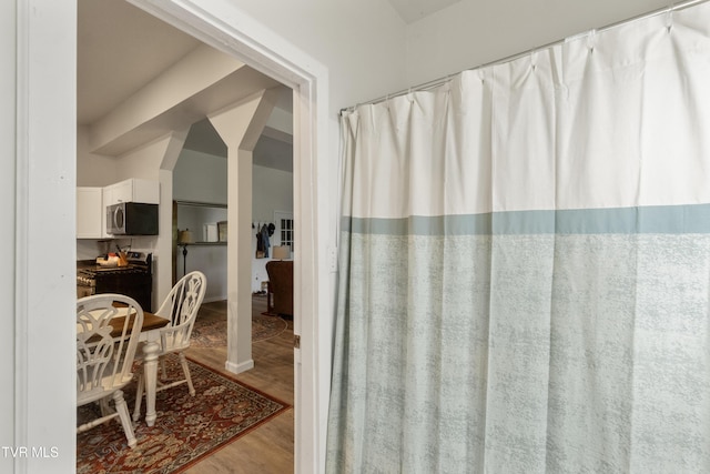 2087 Fodderstack Mountain Loop, Greeneville, TN 37745 - bathroom featuring wood finished floors