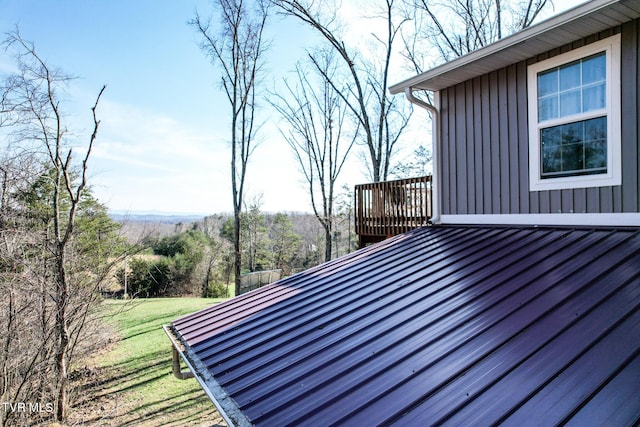 2087 Fodderstack Mountain Loop, Greeneville, TN 37745 - deck featuring a yard