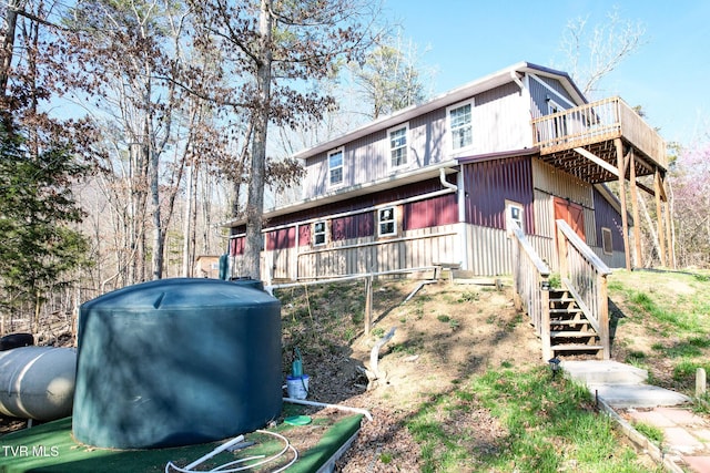 2087 Fodderstack Mountain Loop, Greeneville, TN 37745 - view of front facade featuring a deck