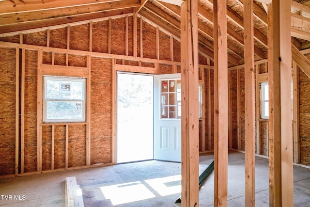 2087 Fodderstack Mountain Loop, Greeneville, TN 37745 - misc room with lofted ceiling