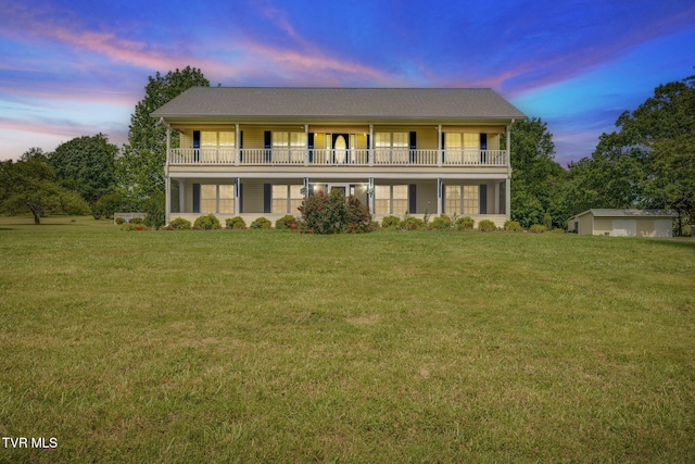 516 Bowmantown Rd, Telford, TN 37690 - view of front property with a front yard and a balcony