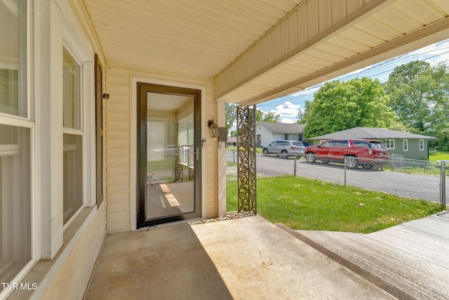 1217 Kentucky Ave, Bristol, TN 37620 - property entrance featuring a patio