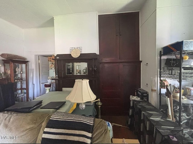 501 Moore St, Bristol, VA 24201 - view of bedroom