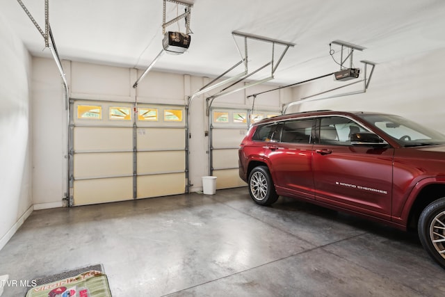 1402 Lake Ridge Sq, Johnson City, TN 37601 - garage with a garage door opener