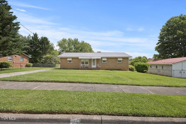 313 Peach Blossom Ct, Johnson City, TN 37604 - single story home featuring brick siding and driveway