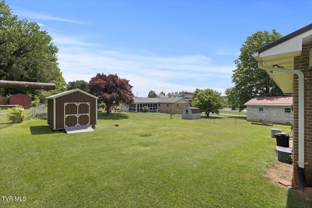 313 Peach Blossom Ct, Johnson City, TN 37604 - view of yard with cooling unit