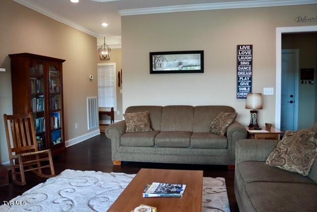 110 Rhetts Way, Jonesborough, TN 37659 - living room featuring ornamental molding, baseboards, wood finished floors, recessed lighting, and a chandelier