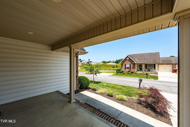 1010 Appaloosa Trl, Johnson City, TN 37604 - view of patio / terrace
