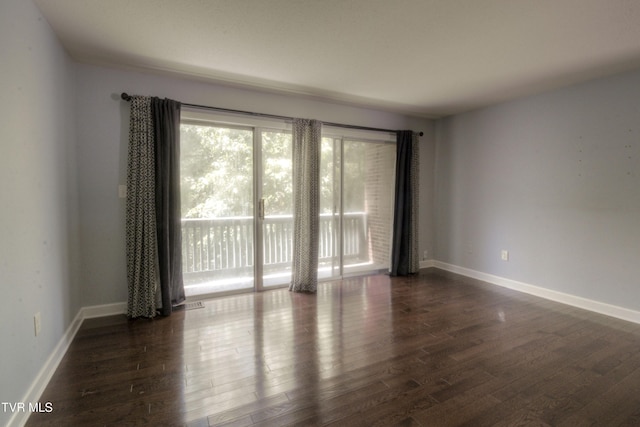 361 Belmont Dr Unit 14, Bristol, TN 37620 - empty room featuring wood finished floors