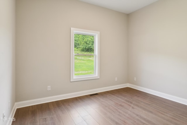 833 Granby Rd, Kingsport, TN 37660 - empty room with wood finished floors and baseboards