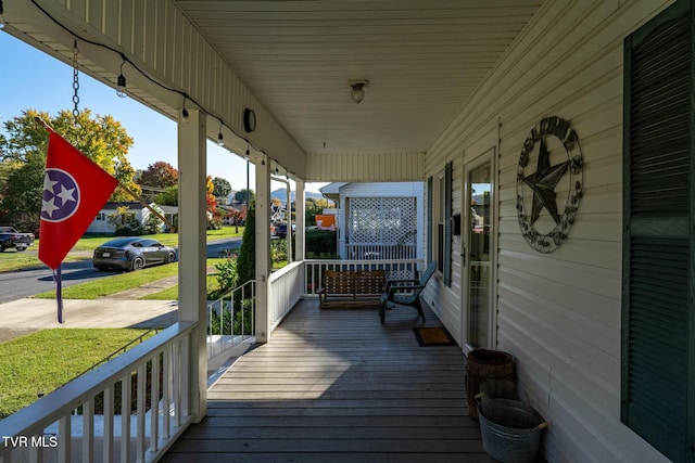215 Clinchfield Ave, Erwin, TN 37650 - view of porch