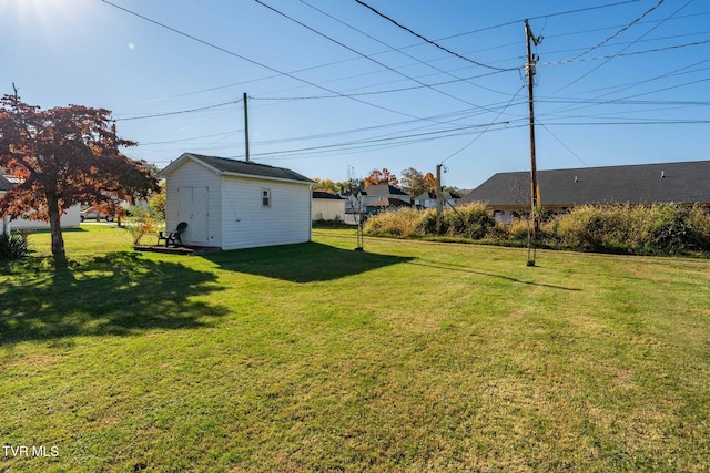 215 Clinchfield Ave, Erwin, TN 37650 - view of green lawn