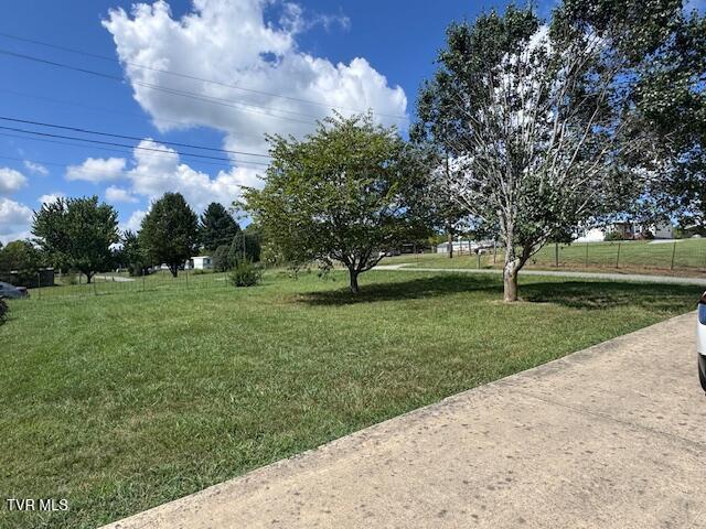 1122 Anderson Loop, Greeneville, TN 37743 - photo 3