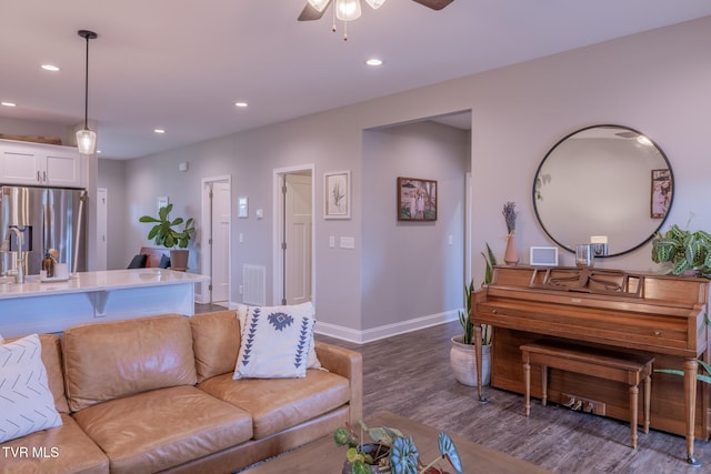 4073 Maize Pl, Piney Flats, TN 37686 - living room featuring a ceiling fan, wood finished floors, recessed lighting, and baseboards