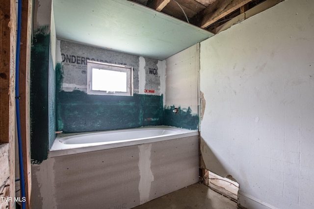1416 E Cedar St, Bristol, TN 37620 - bathroom with a bathtub and concrete flooring