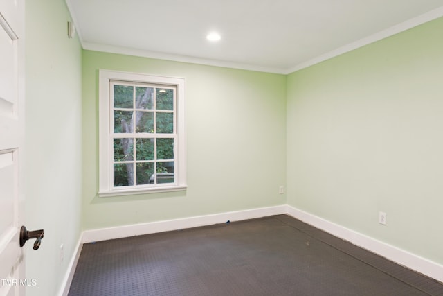133 Knob Creek Dock Rd, Johnson City, TN 37601 - unfurnished room with baseboards, ornamental molding, dark colored carpet, and recessed lighting