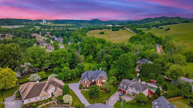 117 Quail Heights Ct, Kingsport, TN 37663 - view of aerial view at dusk
