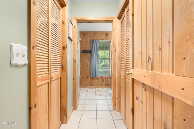 122 Spring Hollow Ln, Jonesborough, TN 37659 - hall with light tile patterned flooring