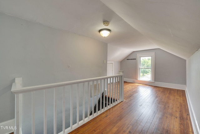905 Kentucky Ave, Bristol, TN 37620 - bonus room with hardwood / wood-style flooring and lofted ceiling