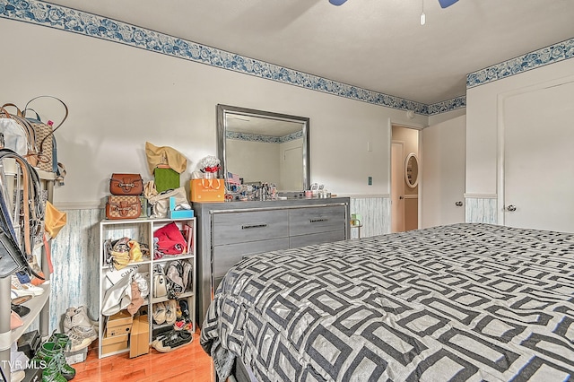 205 Live Oak Dr, Kingsport, TN 37660 - bedroom featuring wood finished floors and a ceiling fan