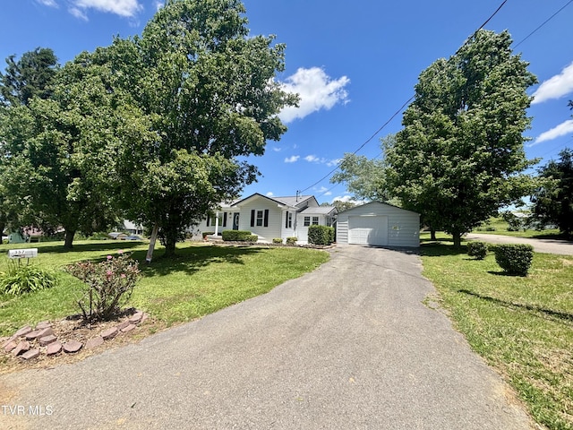 357 Martin St, Jonesville, VA 24263 - single story home with a detached garage, a front yard, and driveway