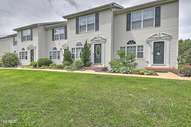 220 Amanda Ln Unit 2, Bristol, TN 37620 - view of front of home featuring a front yard