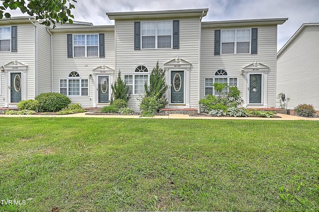220 Amanda Ln Unit 2, Bristol, TN 37620 - view of front of property with a front lawn