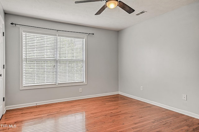 220 Amanda Ln Unit 2, Bristol, TN 37620 - spare room featuring light wood-style flooring, a ceiling fan, and baseboards