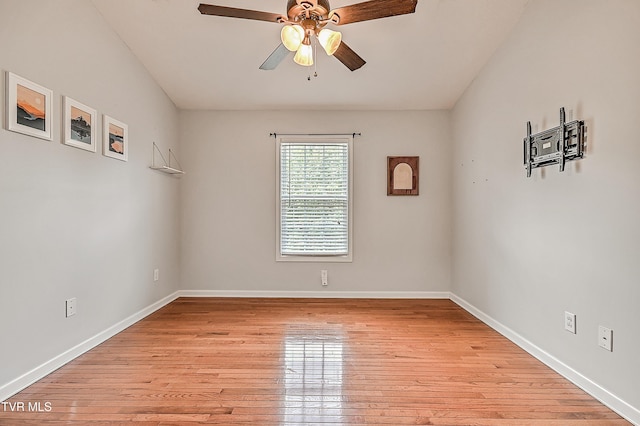 220 Amanda Ln Unit 2, Bristol, TN 37620 - spare room with ceiling fan, light wood-style floors, and baseboards