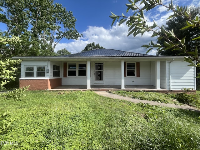 11352 Frederick Rd, Coeburn, VA 24230 - ranch-style home featuring covered porch, a front lawn, and metal roof