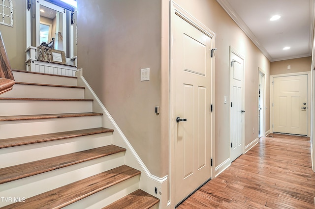 133 Christopher Way, Blountville, TN 37617 - staircase with crown molding, wood finished floors, recessed lighting, and baseboards