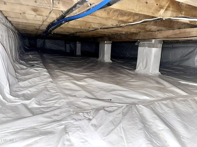 24483 Cave Creek Rd, Abingdon, VA 24211 - view of inside crawl space