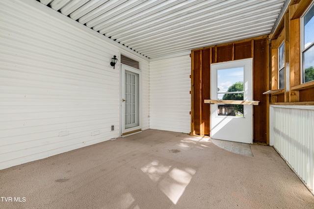 4006 Navaho Dr, Johnson City, TN 37604 - unfurnished sunroom with plenty of natural light
