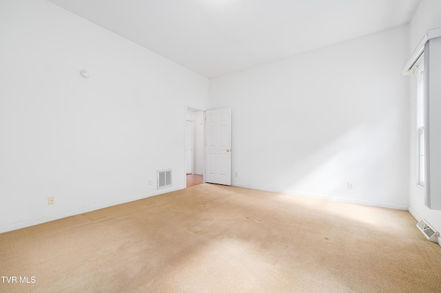4006 Navaho Dr, Johnson City, TN 37604 - unfurnished room with light carpet and baseboards