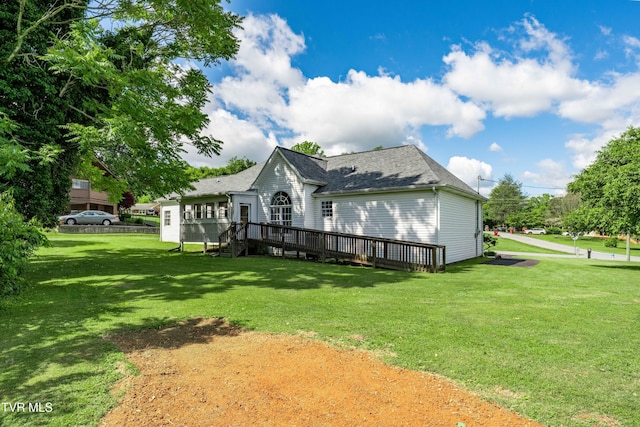 4006 Navaho Dr, Johnson City, TN 37604 - view of side of property with a lawn, a wooden deck, and a shingled roof