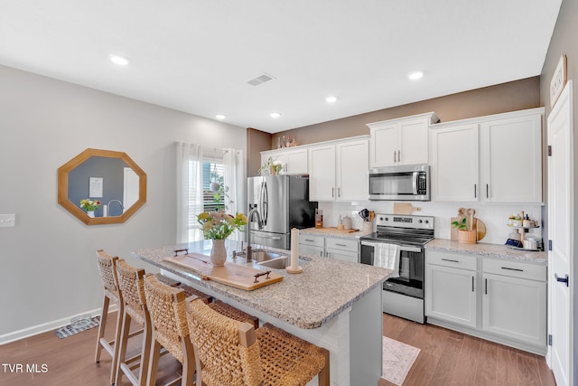 2281 Egret Ln, Piney Flats, TN 37686