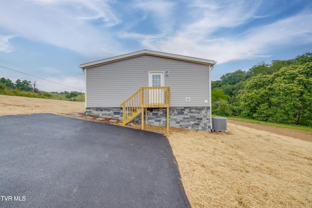 913 Henry Harr Rd, Blountville, TN 37617 - view of outdoor structure featuring central air condition unit