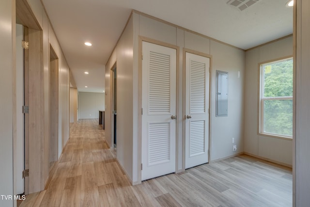 913 Henry Harr Rd, Blountville, TN 37617 - hall featuring light wood-type flooring, recessed lighting, and baseboards