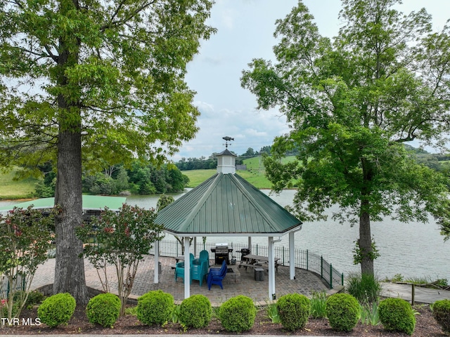 614 Harbor Point Dr, Johnson City, TN 37615