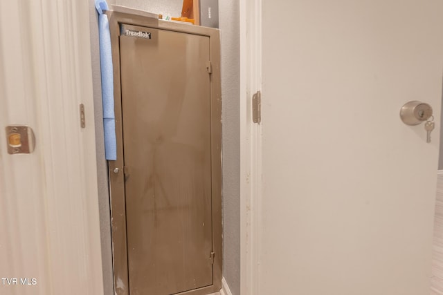 9266 Forest Rd, Coeburn, VA 24230 - bathroom with baseboards