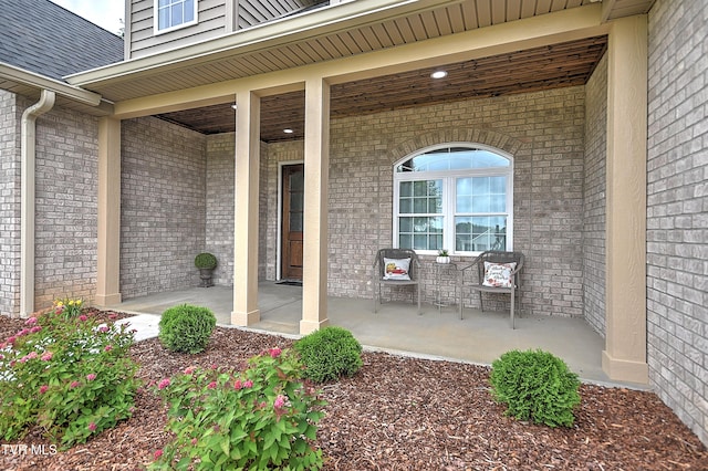 302 Charlton Ct, Bluff City, TN 37618 - view of covered porch