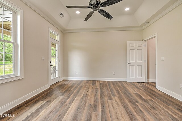 302 Charlton Ct, Bluff City, TN 37618 - spare room featuring plenty of natural light, dark wood-style flooring, a ceiling fan, baseboards, and ornamental molding