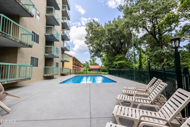 3215 N River Rd Unit 106, Pigeon Forge, TN 37863 - community pool featuring a patio area