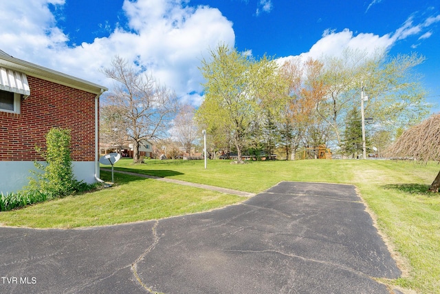 173 Keller Ln, Marion, VA 24354 - view of green lawn
