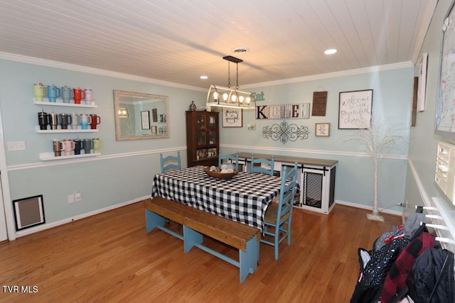 21164 Vances Mill Rd, Abingdon, VA 24211 - dining room with wood finished floors, recessed lighting, ornamental molding, a chandelier, and baseboards